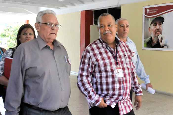 MInistro de Educación Superior en Guantánamo