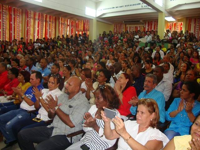 acto inicio curso ug