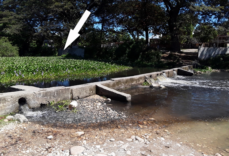 aguas residuales rio