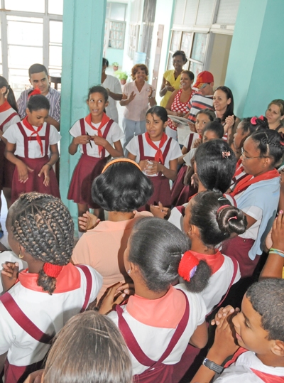 asalto niños perriodico4