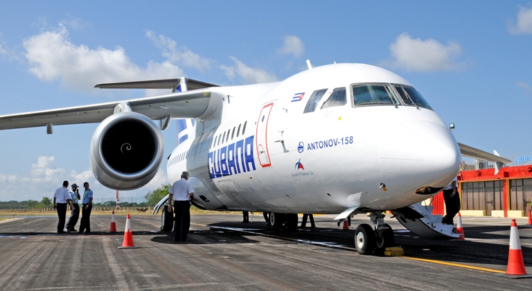 avion antov 58