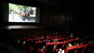 cine caimanera