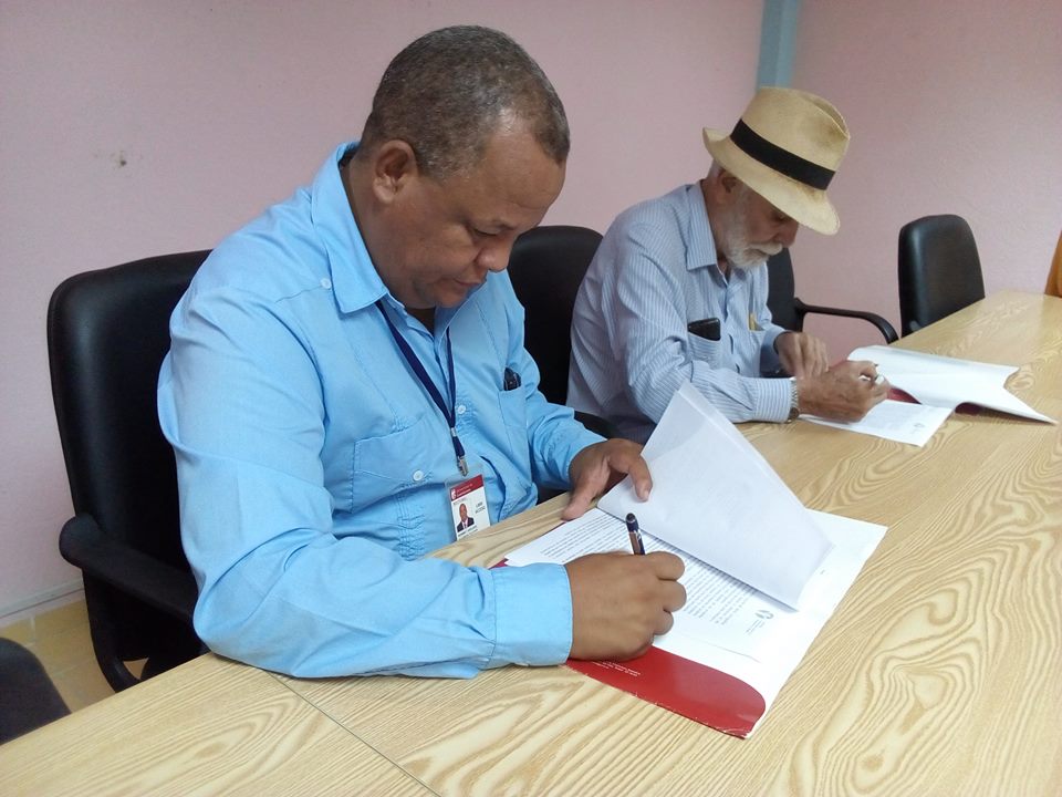 firma convenio ug