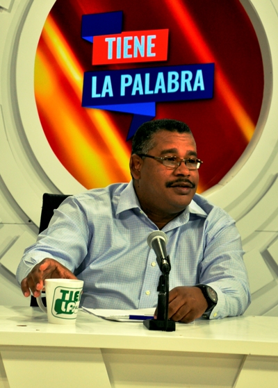 foto 1 tiene la palabra