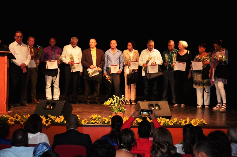 graduacion doctores universidad3