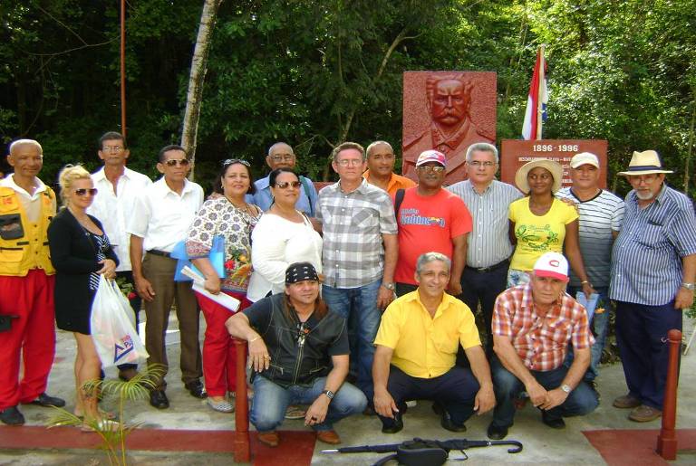 historiadores visita cajobabo
