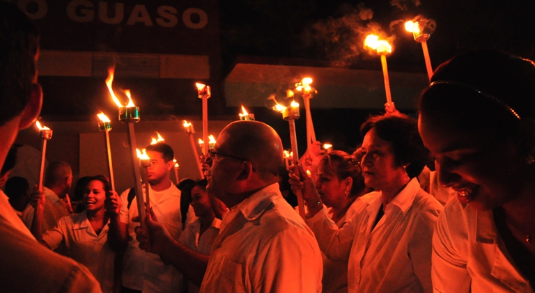 marcha antorchas2017 gtmo