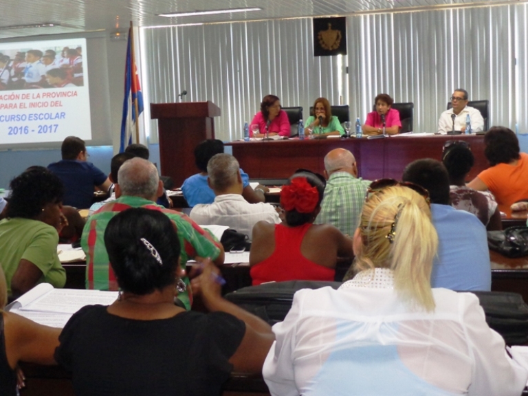 ministra educacion gtmo