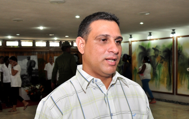 octavio homenaje fidel