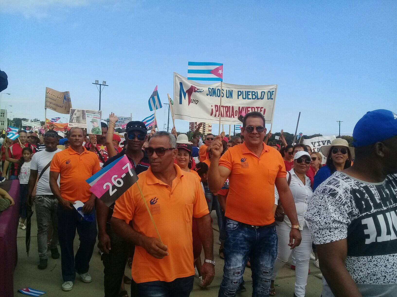 grupo desfile9