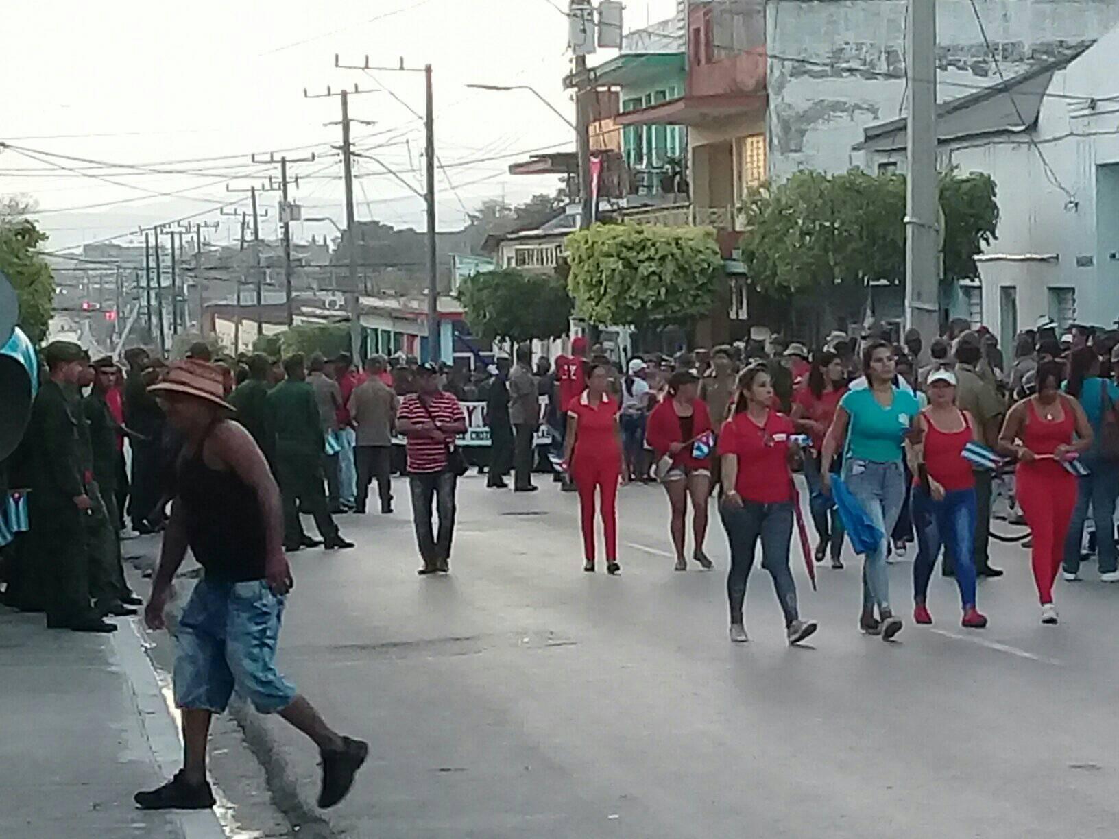 paseo gente2