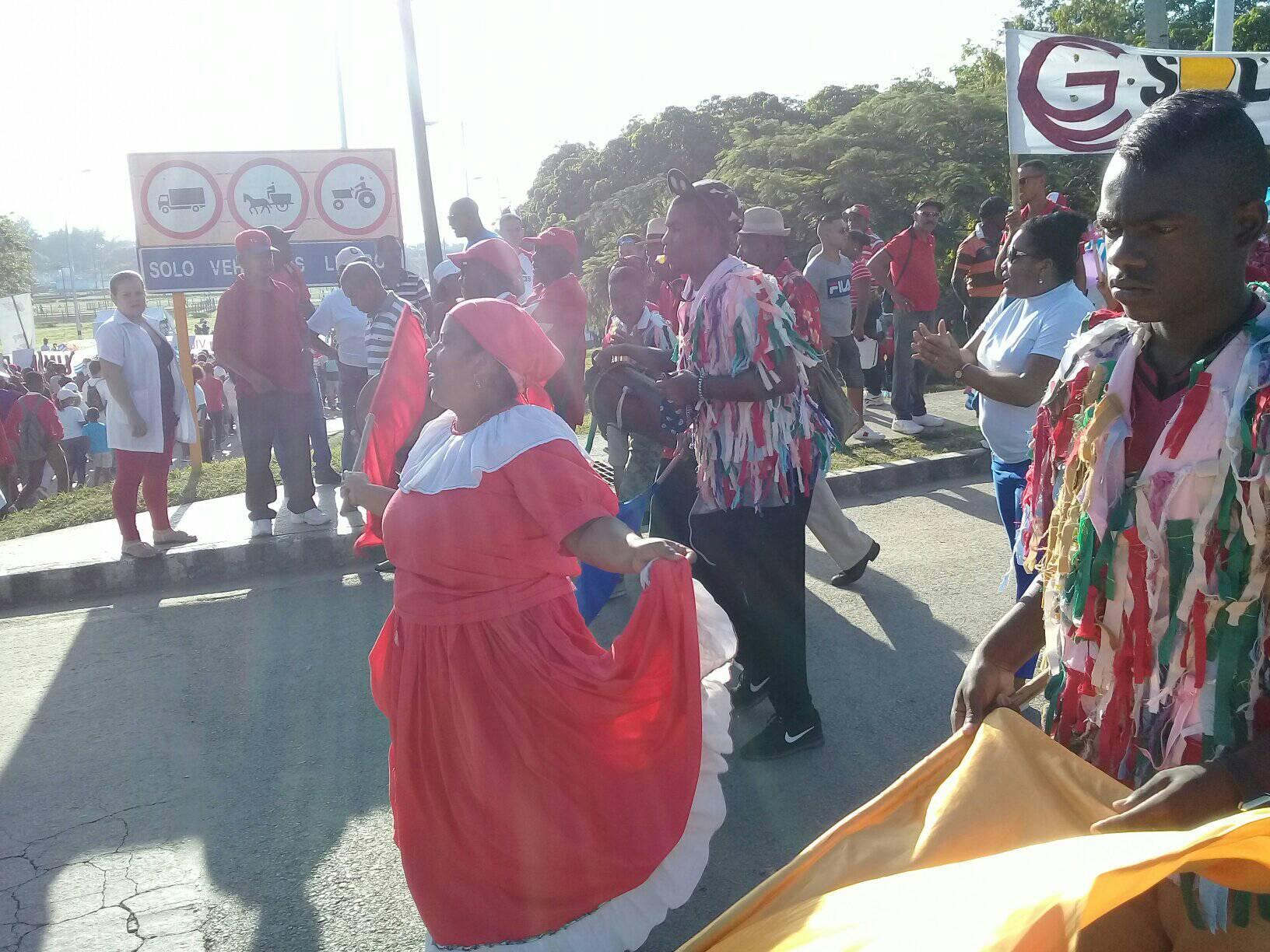 sindicato cultura desfila2
