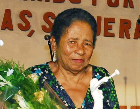 profesora octogenaria port