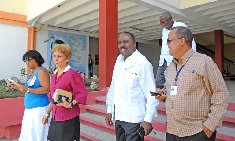 visita embajador angola2