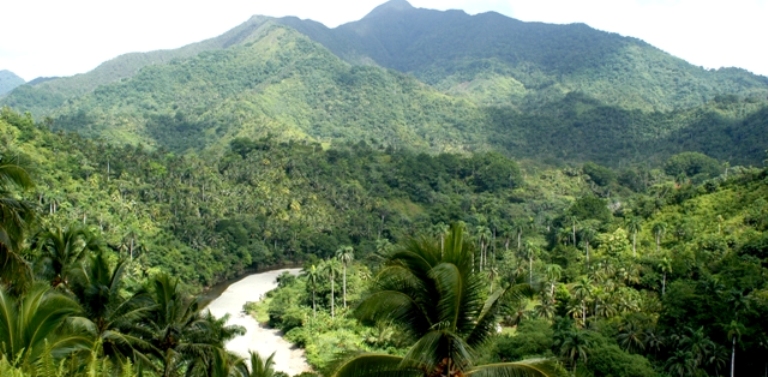 nipe sagua baracoa portada