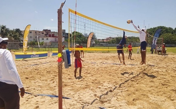 25. Voleibol de Playa A