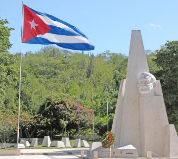 conmemora 130 años