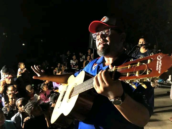 eduardo sosa en Felicidad de yateras