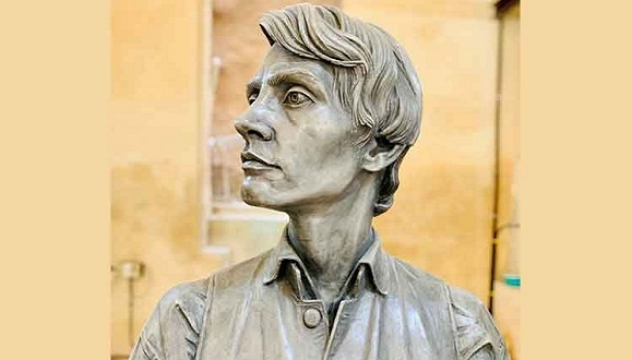 z enriqueta favez estatua