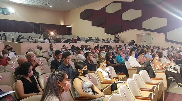 diaz canel conferencia 580x324
