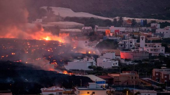 la palma evacuacion volcan 580x326