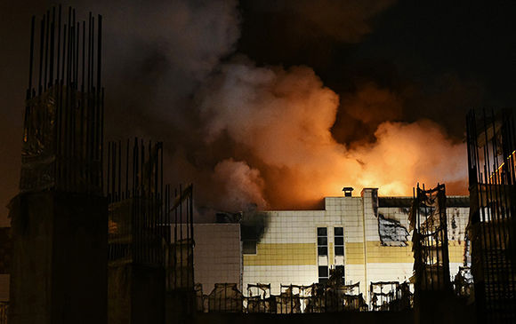 incendio centro comercial rusia