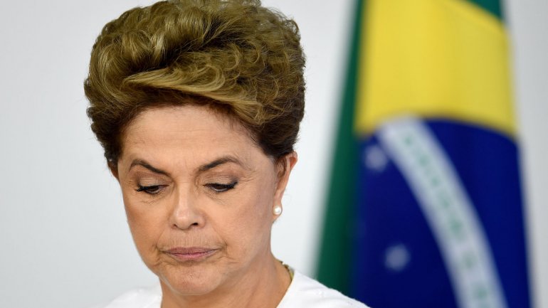 11 dilma rousseff suspendida