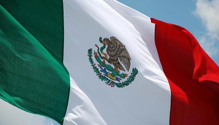 3733-bandera-Mexico