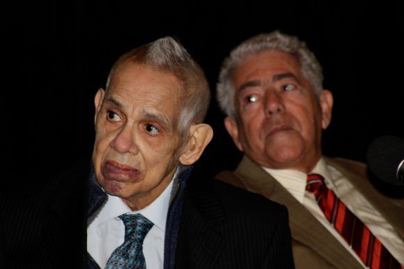 angel de fana junto a orlando bosch 580x387