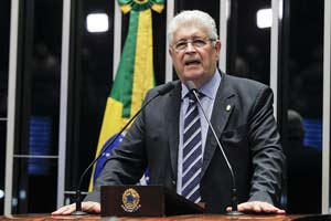 brasil roberto requiao
