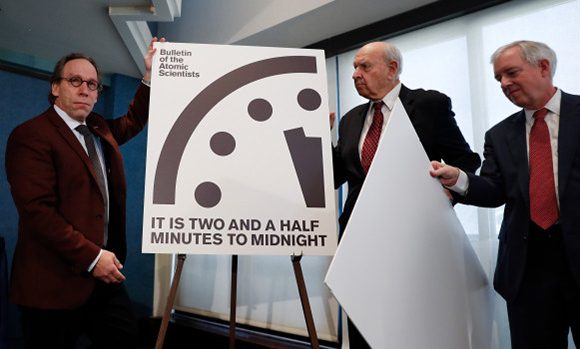 doomsday clock reloj del apocalipsis se adelanta por trump 580x349