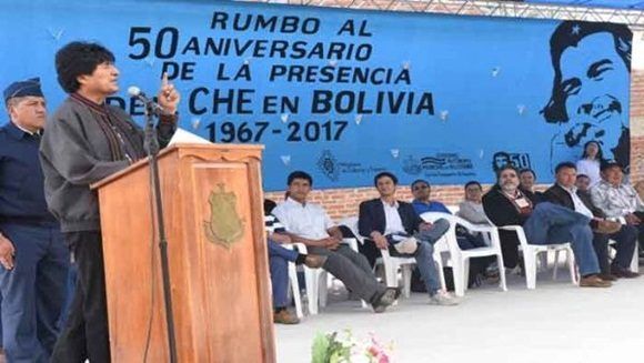 evo morales homenaje che 580x327