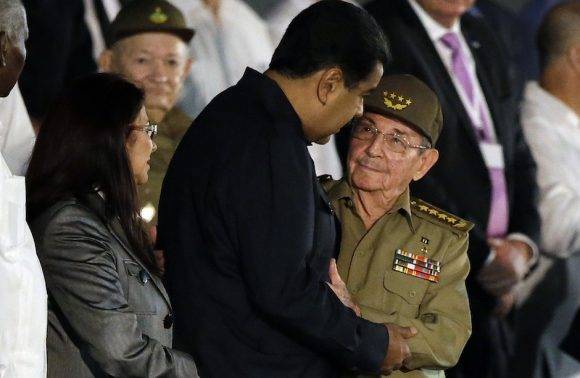 maduro y raul 580x378