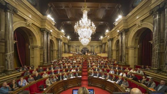parlamento de Cataluña 580x327