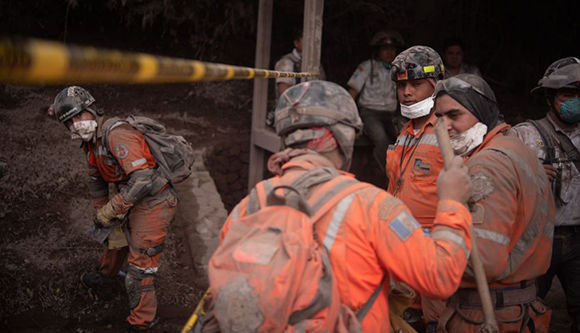 rescate volcan de fuego guatemala