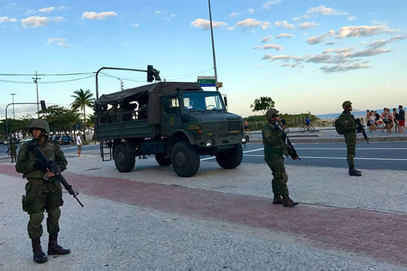 rio de janeiro militares
