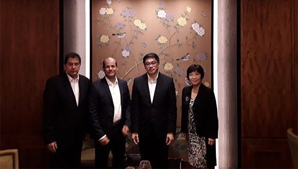 rogelio sierra sostuvo encuentro con el subsecretario de la cancilleria de singapur 580x330
