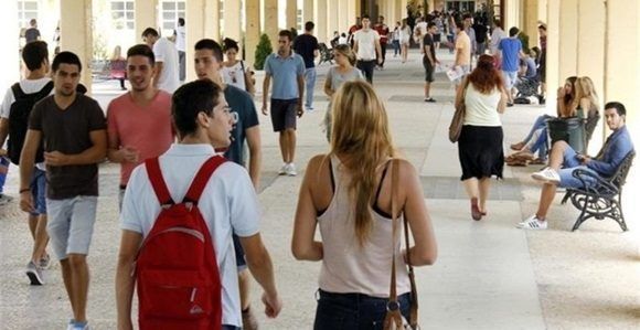 jovenes españoles 580x299