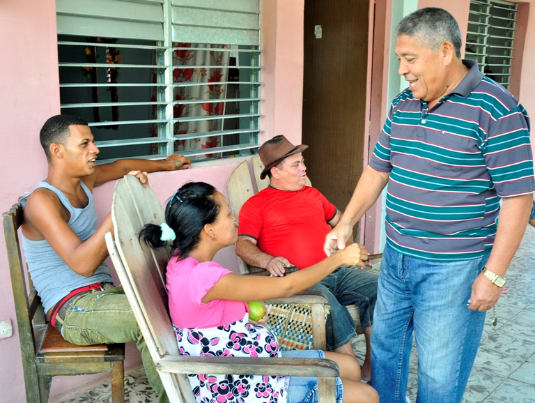 delegado felicidad yateras2