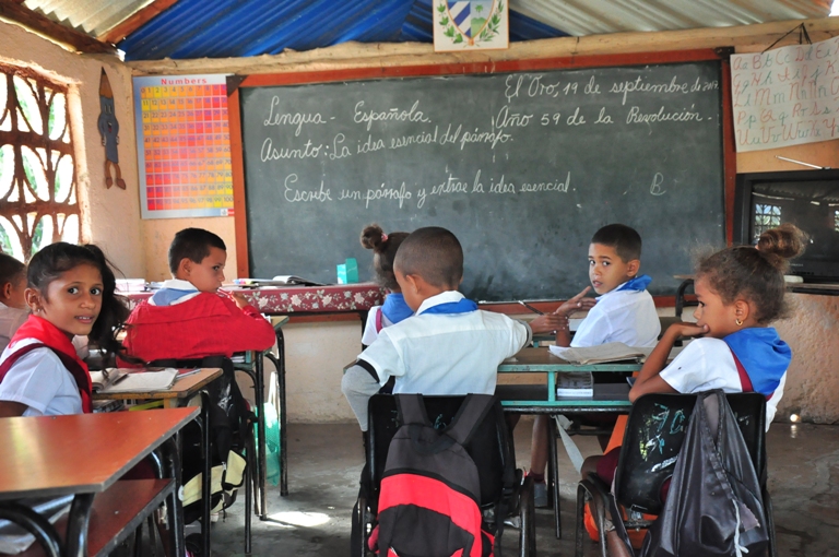 escuela reabierta montaña3