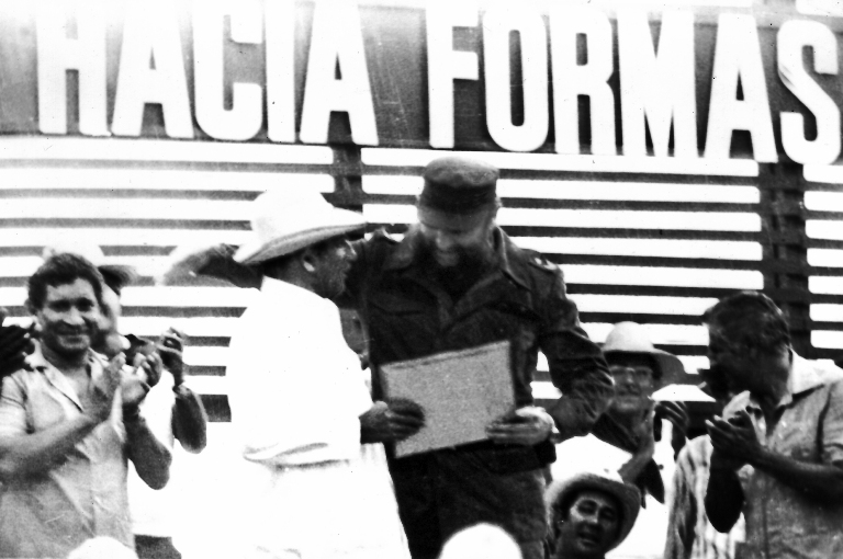 fidel visita gtmo6