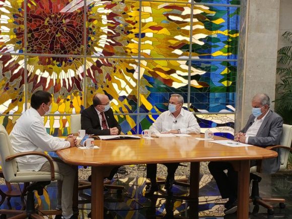 mesa redonda 3 580x435