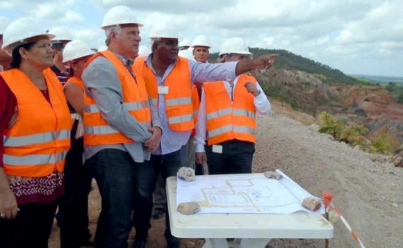 Constata Díaz-Canel avances del proyecto minero Castellanos en Pinar del Río