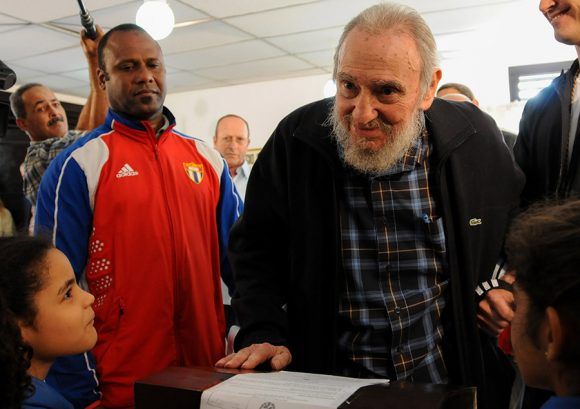 Fidel Castro elecciones vota 5 580x409