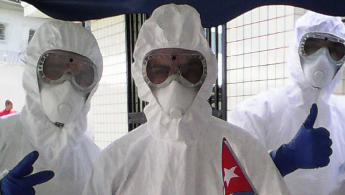 Médicos-cubanos-en-Sierra-Leona-580