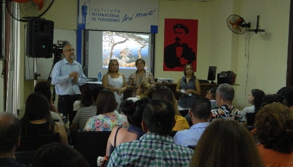 Seminario-Periodismo-y-Turismo