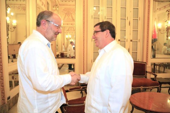 bruno y secretario de Estado españo 2l 580x387