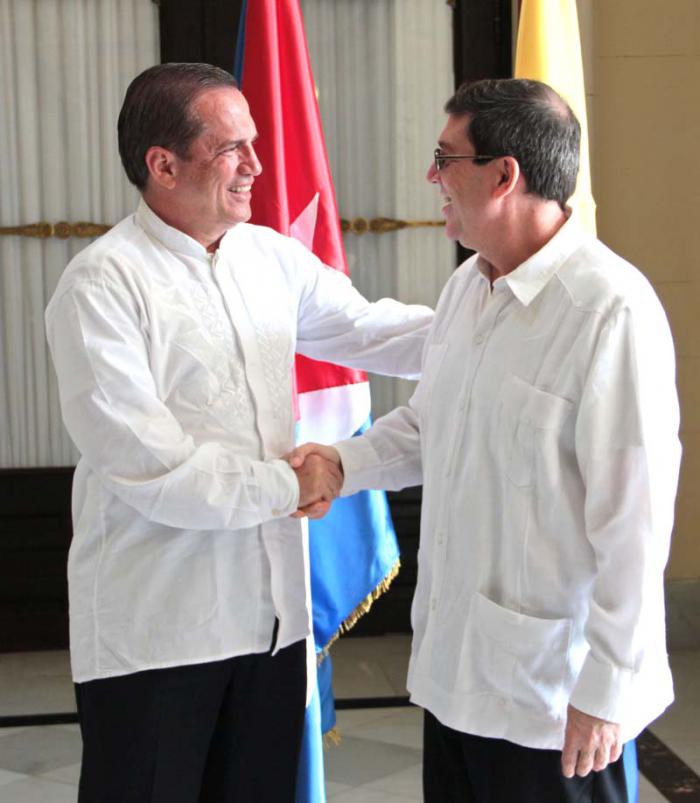 bruno rodriguez canciller ecuador