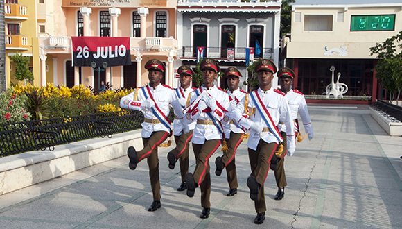 ceremonia de las banderas 03 580x330