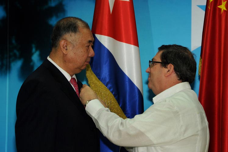 china bruno embajador